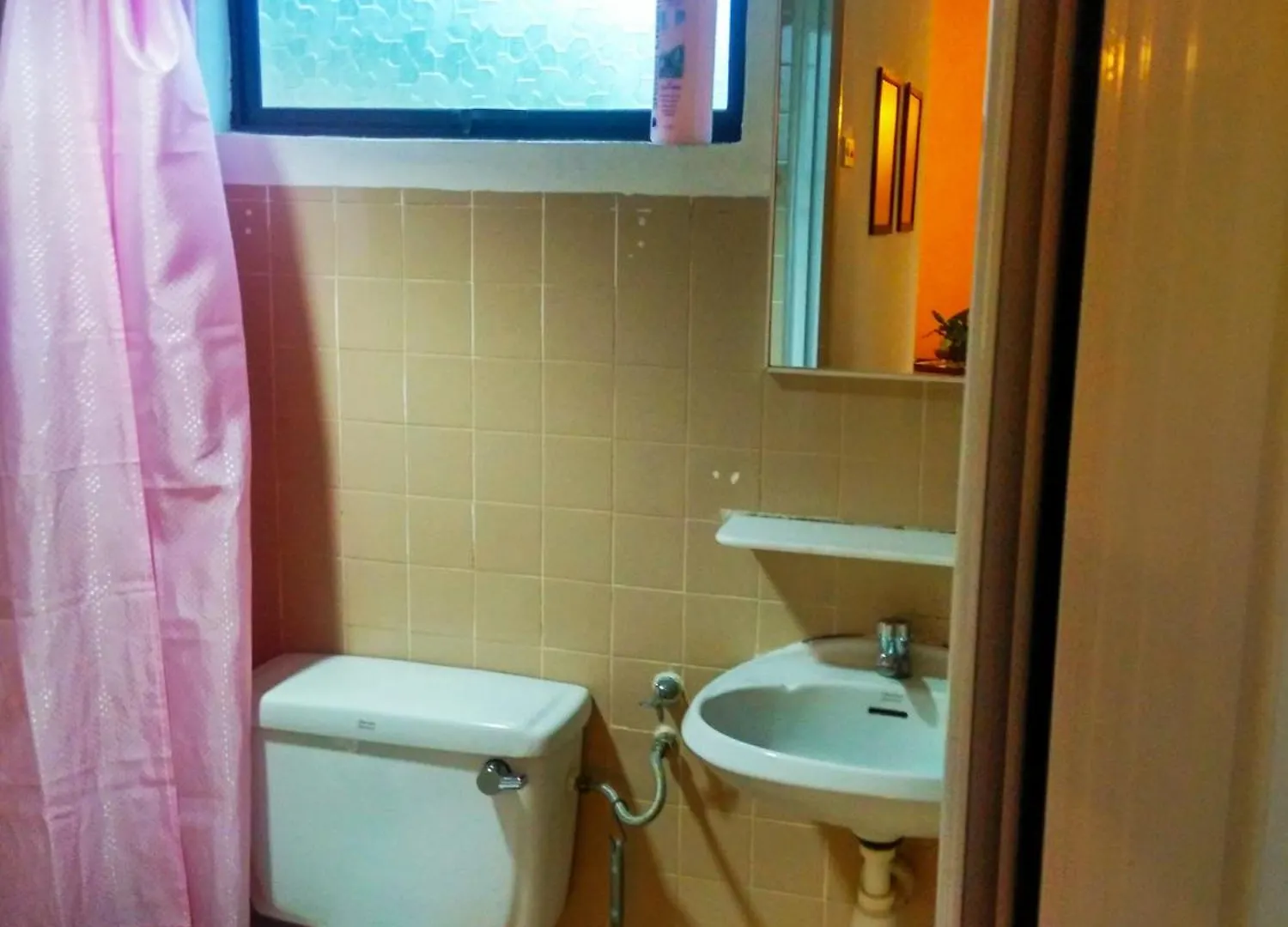 Cozy & Comfy 3 Rooms Apartment Near Beach Batu Ferringhi
